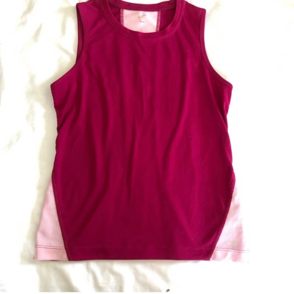 Final sale❗️Champion Tank Top, Size:  Medium, Color: Pink. Cute and comfortable!